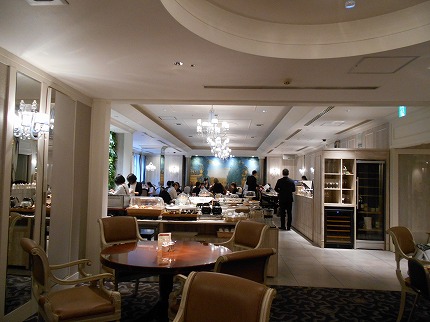  タカクラホテル福岡、ブルータスの全体の雰囲気