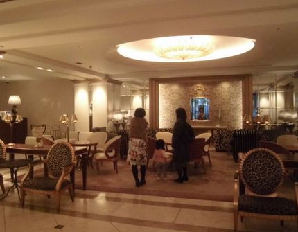 タカクラホテル、ロビー