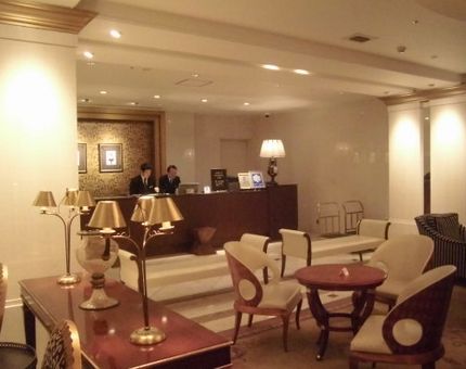 タカクラホテル、正面入り口