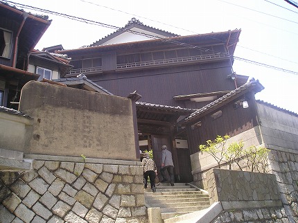 三宜楼（さんきろう） 、玄関、木戸